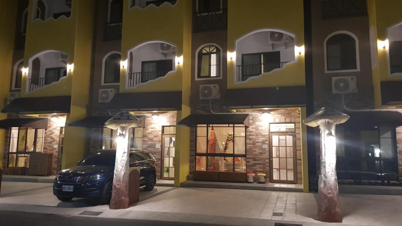 Moya Homestay T'ai-tung Buitenkant foto
